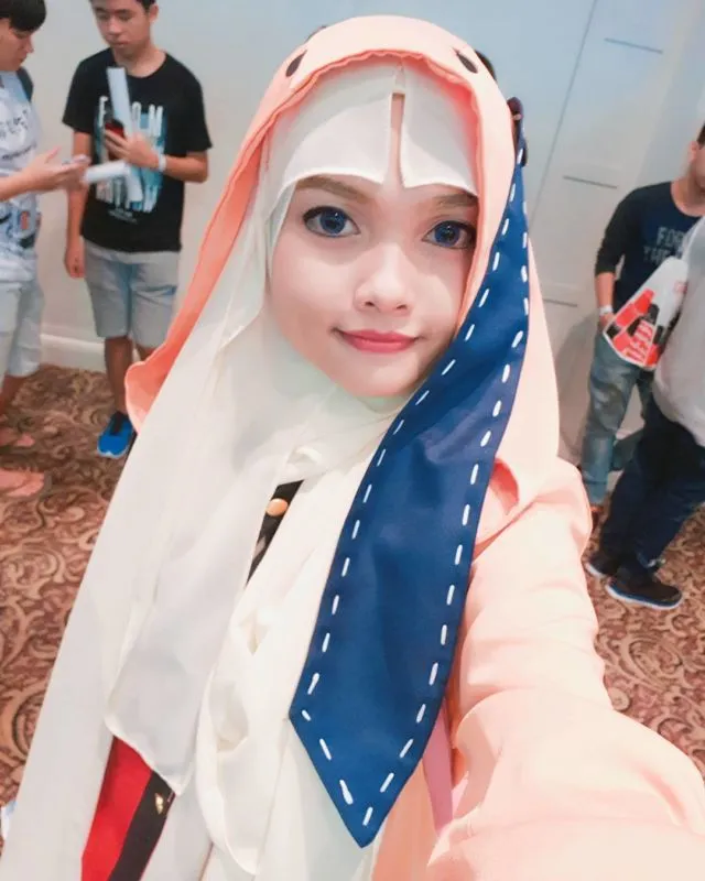 Meski Berhijab, Cewek Ini Tetap Bisa Jadi Cosplayer. Kreatif Banget! 6