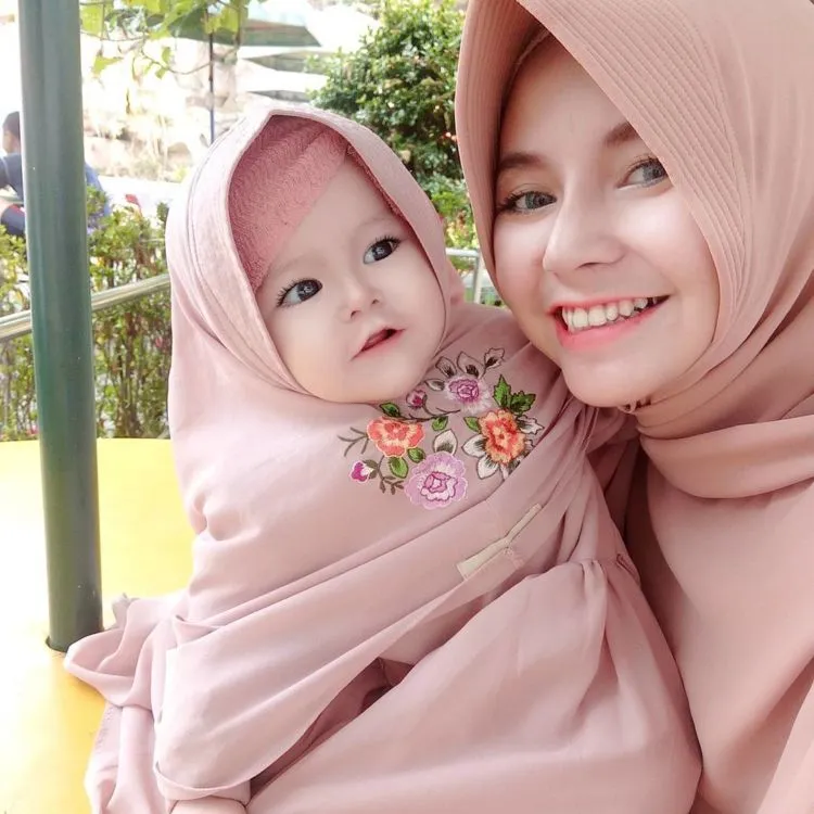 Yuk, Intip 11 Gaya Baby Naura, Selebgram Balita yang Tengah Jadi Idola! 12