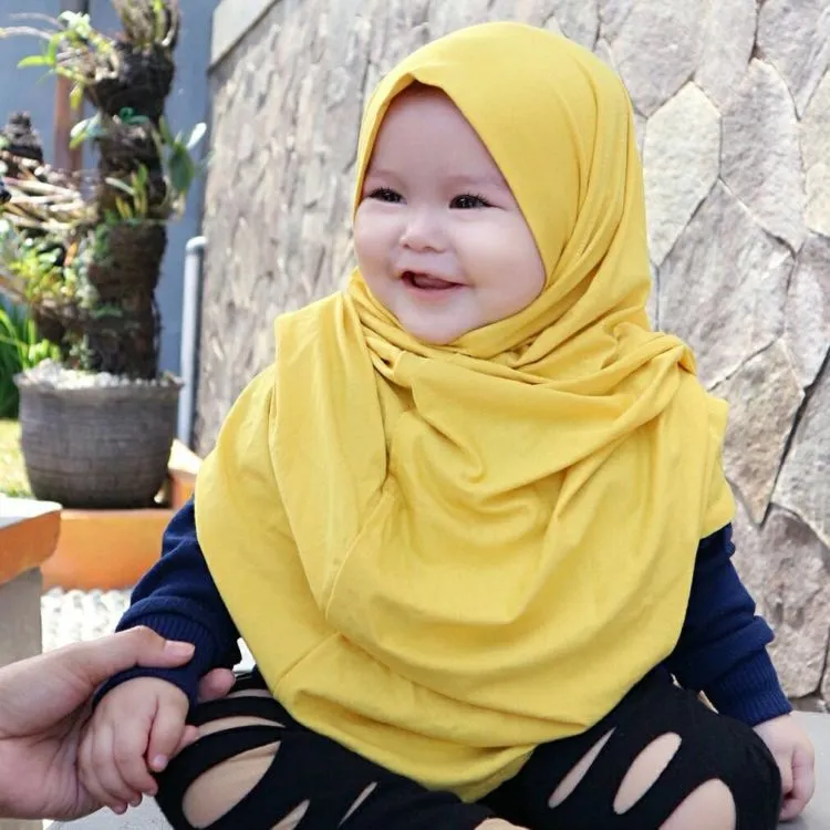 Yuk, Intip 11 Gaya Baby Naura, Selebgram Balita yang Tengah Jadi Idola! 17