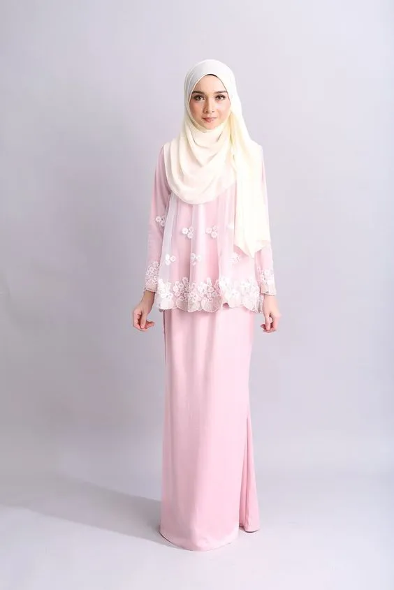Kebaya Babydoll Is Back! Cocok Buat Acara Kondangan ataupun Lamaran 24