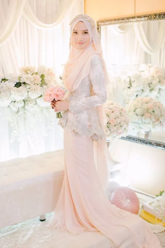 Kebaya Babydoll Is Back! Cocok Buat Acara Kondangan ataupun Lamaran 27