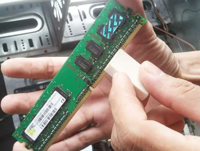 7 Penyebab Laptop Mati Sendiri & Cara Mengatasinya 11 penyebab laptop mati sendiri