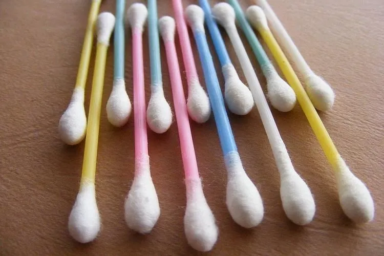 Ini Bahayanya Kalau Kamu Rajin Membersihkan Telinga dengan Cotton Buds 7