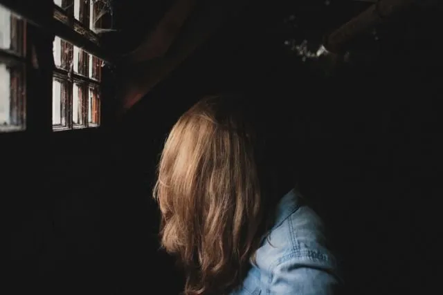 Biar Tak Terpuruk Berlebih, 5 Pikiran Pasca Patah Hati ini Harus Dihindari 7