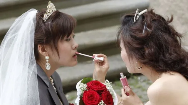 Dari Pelecehan Sampai Hilang Nyawa, Wedding Prank Cina Emang Kelewatan 6