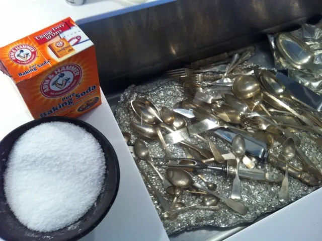 20 Fungsi Aluminium Foil dari Putihkan Gigi Hingga Perkuat Sinyal Wifi 36