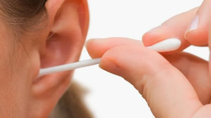 Ini Bahayanya Kalau Kamu Rajin Membersihkan Telinga dengan Cotton Buds 8