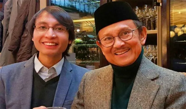Terlanjur Dicap 'The Next Habibie', Ternyata Tukang Bohong Belaka 5
