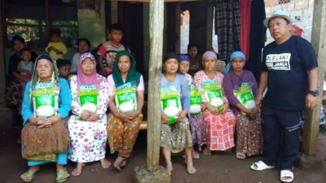 Bertekad Gaet 1000 Janda, Pria Ini Terinspirasi dari Ibunya. Luar Biasa! 5