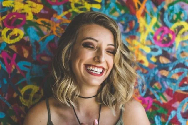 7 Hal di Luar Penampilan yang Bikin Cowok Bangga Memilikimu Sebagai Pasangan 13