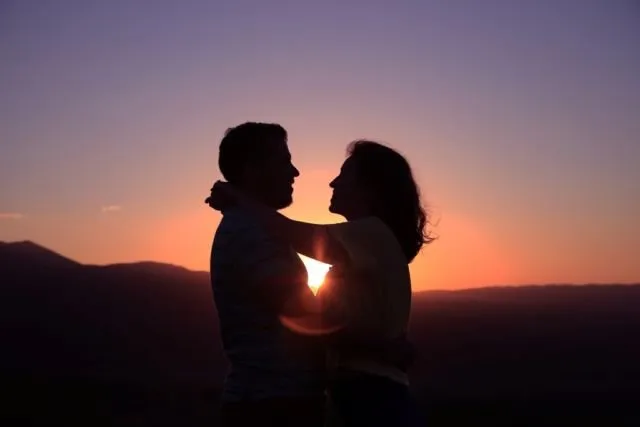 7 Momen yang Bikin Ungkapan 'Aku Sayang Kamu' Tak Hambar Didengar 10
