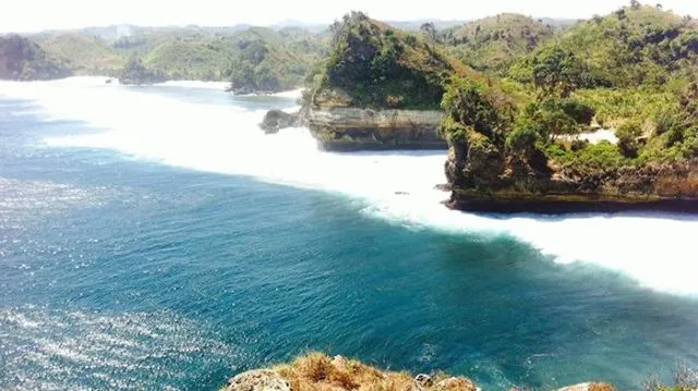 3 Tempat Wisata Alam di Malang yang Penuh Pesona. Kamu Wajib Main ke Sana! 5