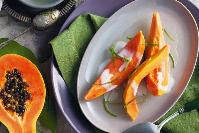 9 Makanan yang Bisa Bikin Kulit Lebih Cerah Bercahaya Secara Alami 15