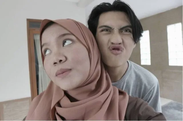 6 Kisah Cinta Viral Ini Memang Sweet Abis. Jangan Baca kalau Hatimu Rapuh dan Gampang Baper 10