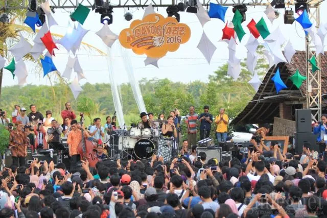 Ritual Jazz Tahunan di Jogja, Ngayogjazz 2017, Bakal Digelar Sabtu Ini. Siap-Siap Kunjungi Sama Pasangan! 6