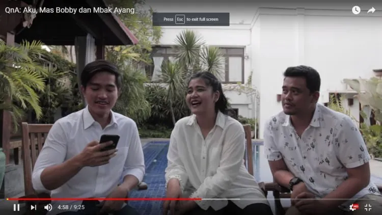 7 Fakta Menarik Saat Prosesi Siraman Jelang Pernikahan Kahiyang dan Bobby 14