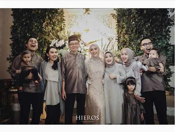 Inspirasi Pernikahan Ala Selebgram Indonesia. Cari Konsep yang Instagramable, di Sini Tempatnya! 28