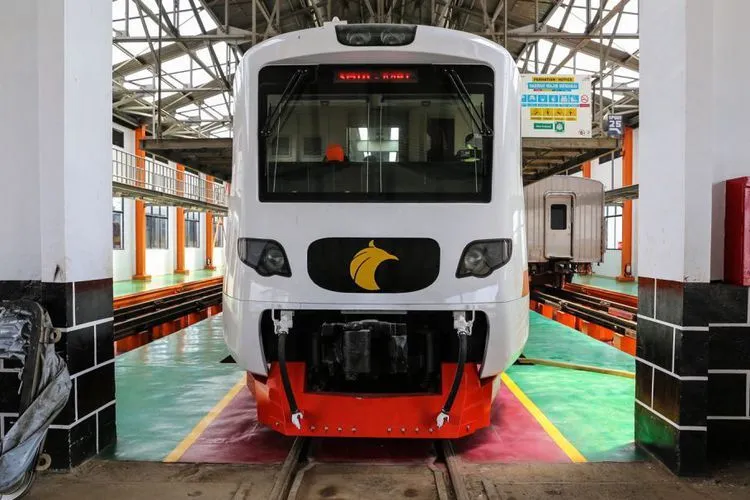 Kabar Gembira, Kereta Bandara Soekarno Hatta Segera Beroperasi. Begini Mewahnya Kereta Ini! 18