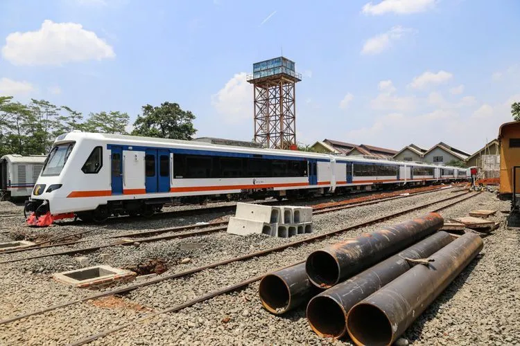 Kabar Gembira, Kereta Bandara Soekarno Hatta Segera Beroperasi. Begini Mewahnya Kereta Ini! 19