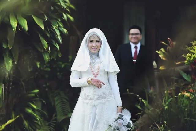 Ragam Busana Pengantin Adat Koto Gadang dengan Sentuhan Warna-warna Cerah Nan Elok. Sungguh Meriah! 20
