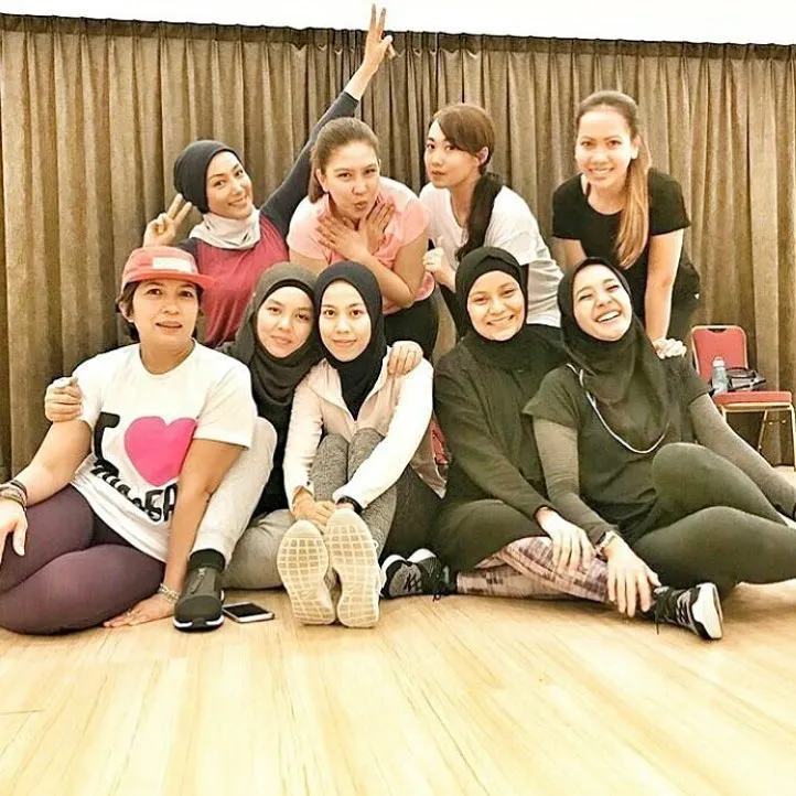 Potret Kedekatan Laudya Cynthia Bella dengan Mantan Istri dari Suaminya. Duh, Adem Banget Lihatnya! 9