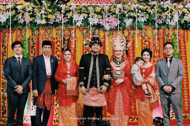 Puncak Pesta Pernikahan Kahiyang-Bobby di Medan Angkat Kekayaan Budaya Nusantara. Sungguh Meriah! 18