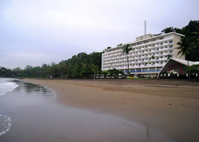 5 Pantai di Pulau Jawa ini Punya Mitos dan Pantangan yang Unik, Berani Melanggar? 10