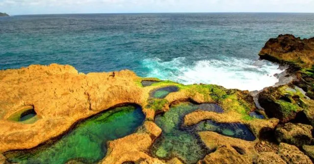 5 Pantai di Pulau Jawa ini Punya Mitos dan Pantangan yang Unik, Berani Melanggar? 9