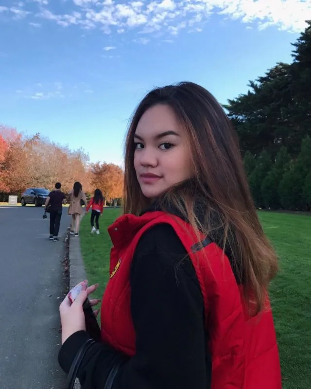 Daripada Ikutan Ngegosip Masalah Valakor, Mending Fokus sama 13 Foto Cantik Dek Shafa Aulia Ini Deh! 17