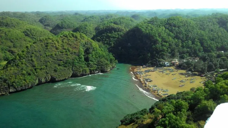 Begini Kondisi Wisata di Gunungkidul Setelah Terdampak Banjir. Ngeri Banget ya! 13