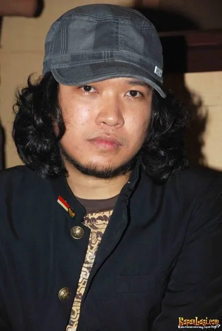 Biar Payung Teduh Tetap Eksis dan Keren, Mungkin 11 Kandidat Ini Bisa Jadi Pengganti Is yang Resign? 19