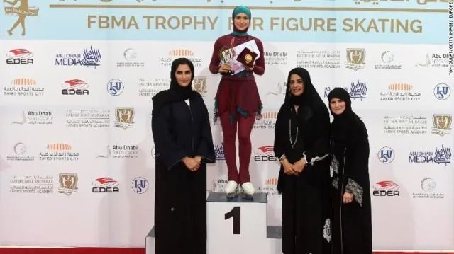 Hijab Makin Diterima di Sport Internasional, Begini Kisah Hebat Ice Skater Berhijab Pertama di Dunia 6