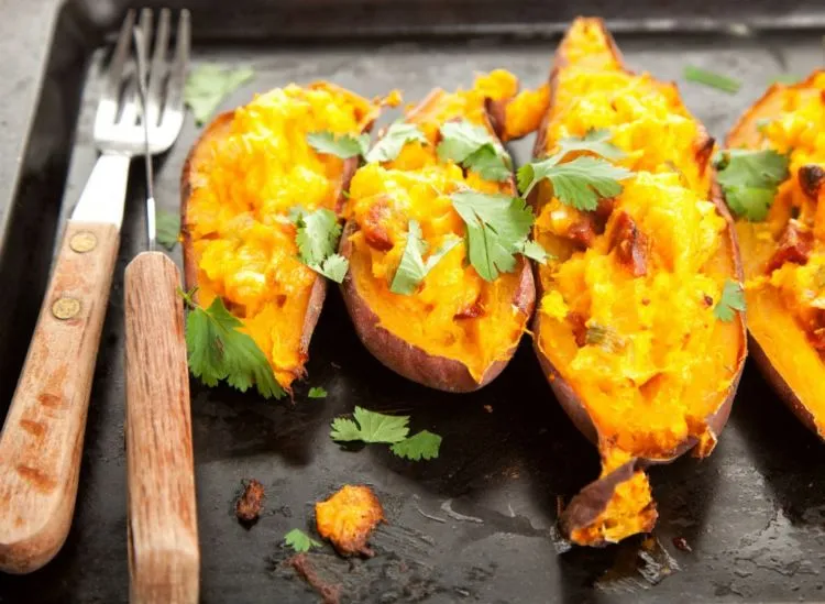 Konsumsi 15 Makanan Ini Agar Selalu Panjang Umur dan Awet Muda! Nggak Mau 'Kan Menua Sebelum Waktunya? 27