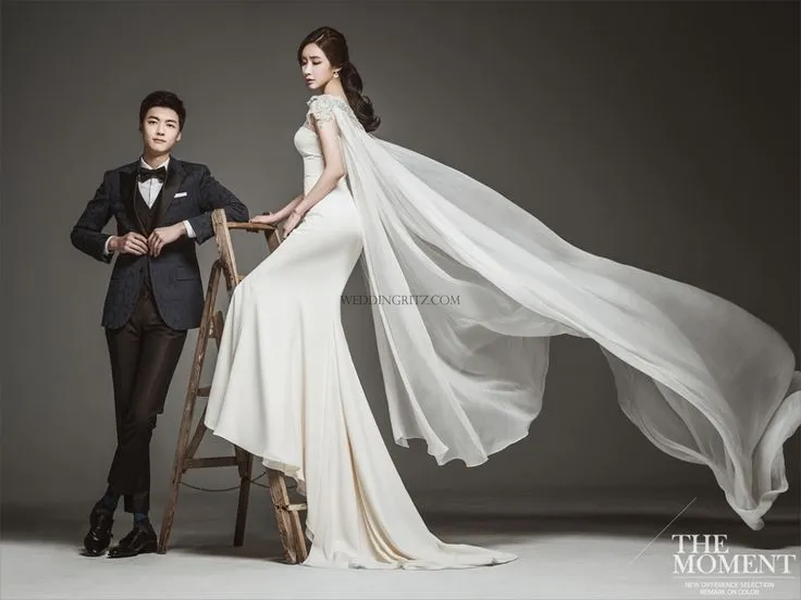 Inspirasi Foto Pre-Wedding Indoor Minimalis ala Pasangan Korea. Pas Buat yang Nggak Suka Ribet! 13