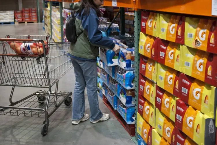 8 Trik Hemat Saat Belanja di Supermarket. Habisnya, di Sana Banyak Banget Godaan Sih! 12