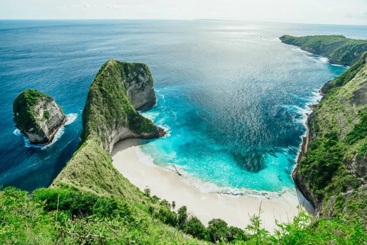 7 Destinasi Ini Cocok Banget Kamu Kunjungi Sebelum Bulan Puasa Tiba. Yuk Liburan ke Sana! 12