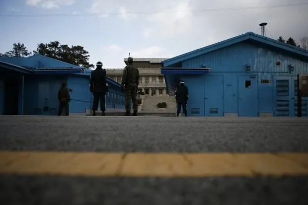 Melarikan Diri dan Terluka, Dokter Malah Kaget Banget Melihat Isi Perut Tentara Korea Utara Ini 5