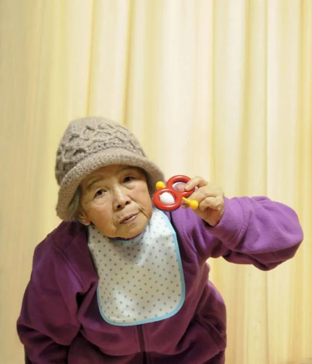 Nenek 88 Tahun Hobi Foto Unik Setelah Dapat Kamera dari Anaknya. Hasil Jepretannya Gemesin Banget 16