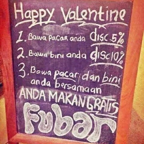 10 Diskon Ini Nggak Cuma Bisa Bikin Orang Tergiur Buat Beli, Tapi Juga Ngakak Sampai Geleng Kepala! 19