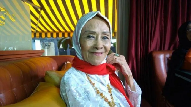 Kabar Duka: Laila Sari, Artis ‘Tiga Generasi’ yang Menafkahi Anak Hingga Cicitnya Sampai Akhir Hayat