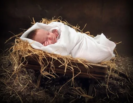 12 Ide Foto Anak Bayi Bertema Natal. Imut Maksimal, Bikin Gemes, Bikin Lekas Ingin Punya Juga. #eh 23