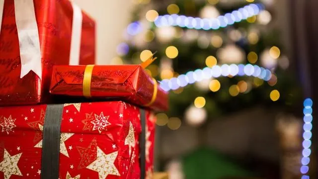 Nggak Bisa Pulang Saat Natal? Jangan Sedih, 7+ Trik Ini Bisa Buat Suasana Kamar Kos Serasa di Rumah 14
