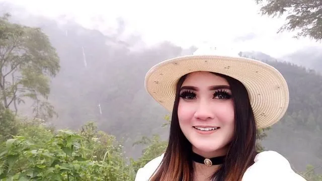 Siapa Saja Sih Artis yang Paling Dicari di Google Sepanjang 2017? Nomor Satu Nggak Ketebak! 20