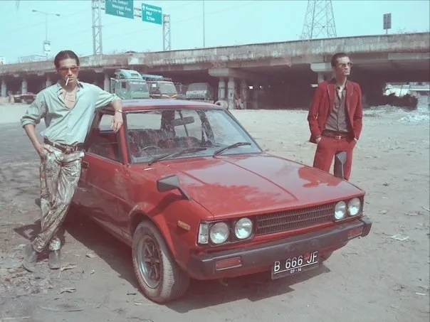 Selain Dilan dengan CB Klasiknya, 10+ Film Ini Juga Punya Jagoannya Sendiri. Mana yang Lebih Keren? 19
