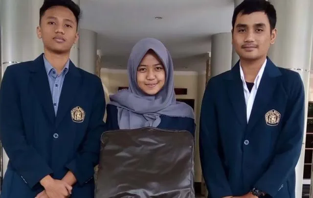 Mahasiswa UB Ciptakan Kursi Anti Ngantuk. JK Usul Supaya Digunakan di Gedung DPR 4