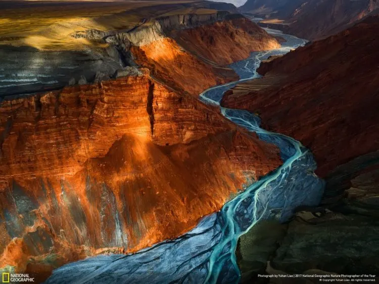 12 Foto Alam Terbaik Pemenang Kompetisi National Geographic 2017. Sangat Juara dan Berkelas Dunia! 19