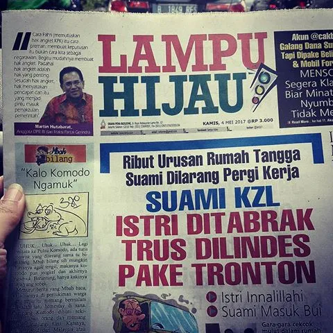 19+ Judul Koran Lampu Ijo yang Pernah Ada dalam Sejarah. Mau Dibaca Berulang Kali Juga Tetap Ngakak! 26