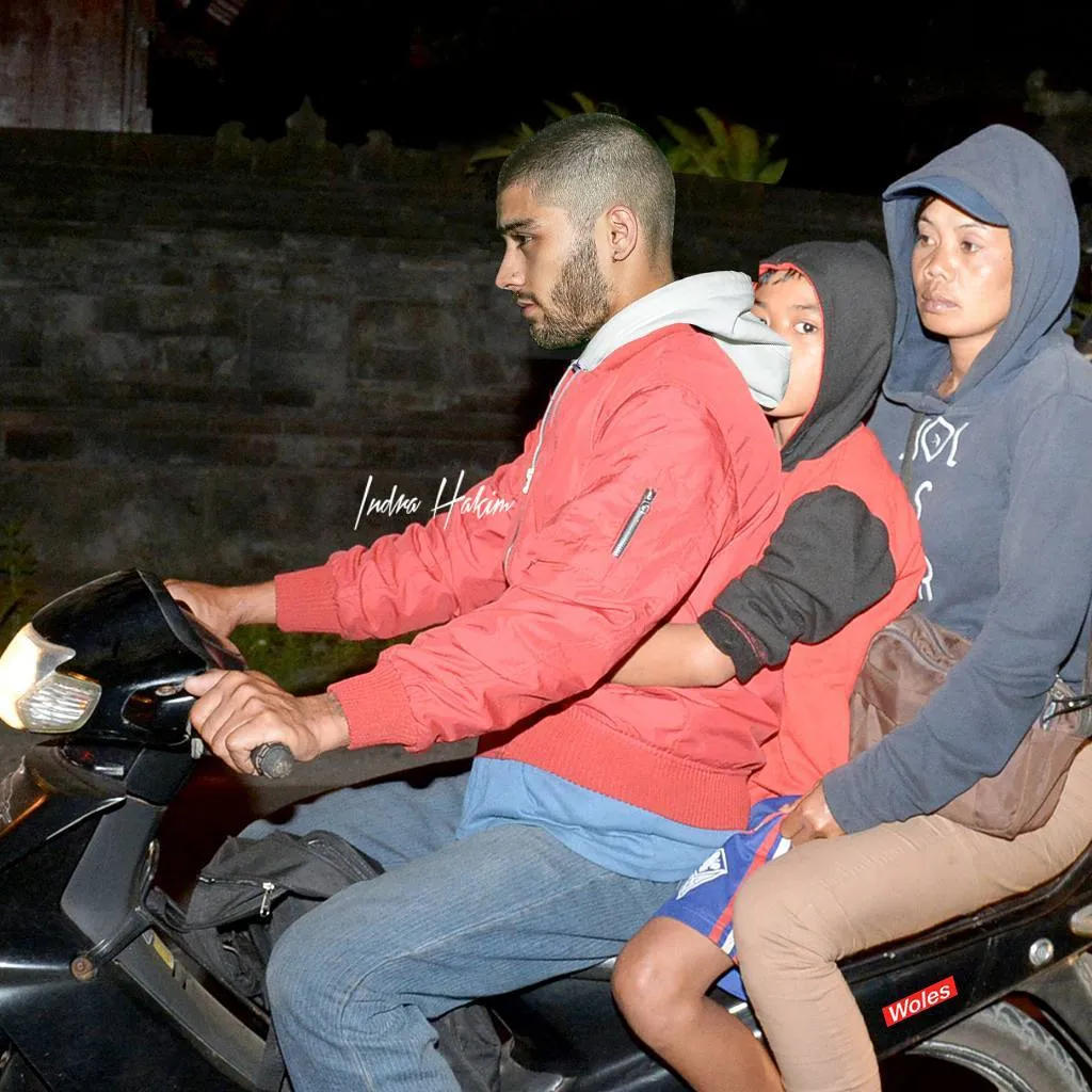 Mulai dari Gal Gadot Sampai Zayn Malik, Ini 15+ Karya Indra Hakim yang Bikin Kita Takjub Bin Ngakak 22