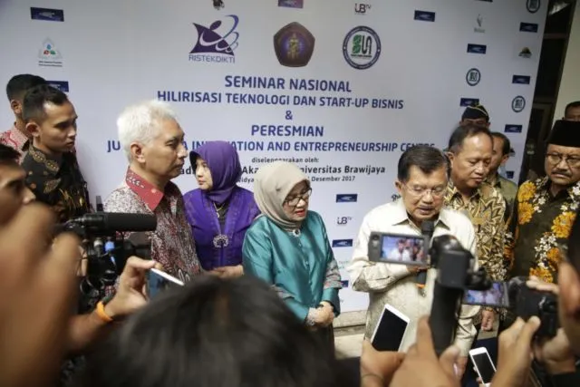Mahasiswa UB Ciptakan Kursi Anti Ngantuk. JK Usul Supaya Digunakan di Gedung DPR 6