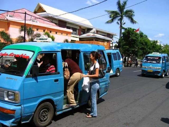 Bangku Angkot Bakal Dirombak dan Hadap Depan Semua. Jadi Makin Nyaman atau Justru Sulit Dibayangkan? 7